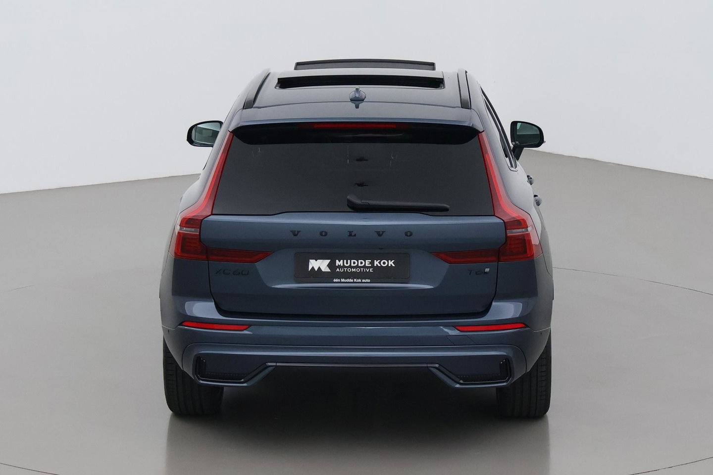 Volvo XC60 T6 Plus Black Edition | Harman/Kardon | Panoramadak | Head-Up | 360-camera
