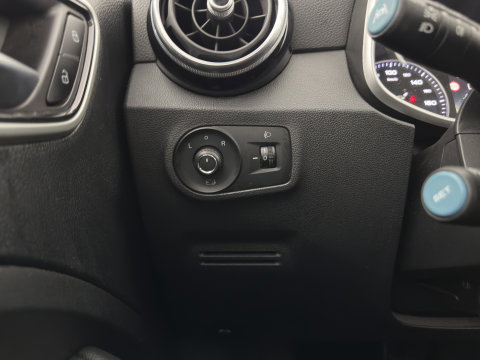 MG ZS EV Luxury 45 kWh (INCL-BTW) Aut. *PANO | LEATHER | CCS-FASTLOADER | KEYLESS | NAVI-FULLMAP | ADAPTIVE-CRUISE | CAMERA | HEATED-SPORTSEATS | CARPLAY | BLINDSPOT | DAB | LANE-ASSIST | 17''ALU*
