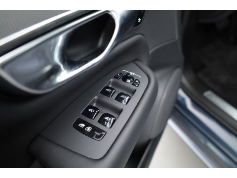 Volvo XC90 2.0 T8 Plug-in hybrid AWD Plus Bright | 360 camera | Leer | Stoel + stuur verw. | Harman & Kardon | Blis |