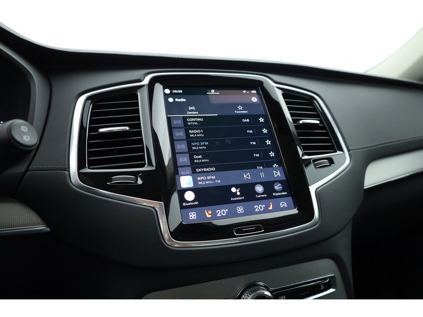 Volvo XC90 2.0 T8 Plug-in hybrid AWD Plus Bright | 360 camera | Leer | Stoel + stuur verw. | Harman & Kardon | Blis |