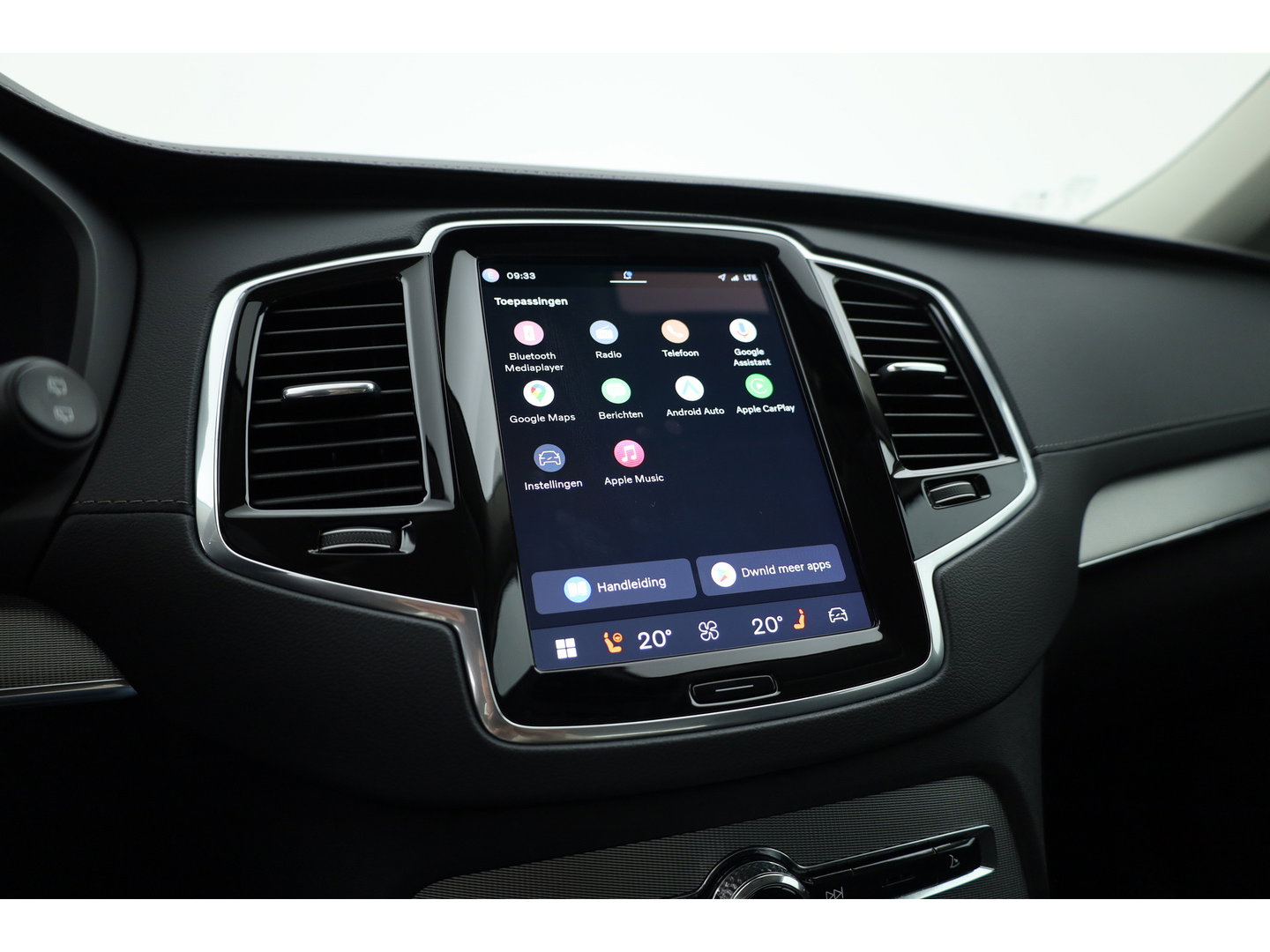 Volvo XC90 2.0 T8 Plug-in hybrid AWD Plus Bright | 360 camera | Leer | Stoel + stuur verw. | Harman & Kardon | Blis |