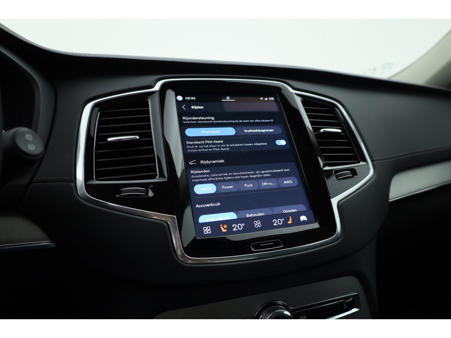 Volvo XC90 2.0 T8 Plug-in hybrid AWD Plus Bright | 360 camera | Leer | Stoel + stuur verw. | Harman & Kardon | Blis |