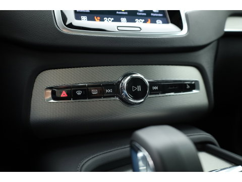 Volvo XC90 2.0 T8 Plug-in hybrid AWD Plus Bright | 360 camera | Leer | Stoel + stuur verw. | Harman & Kardon | Blis |