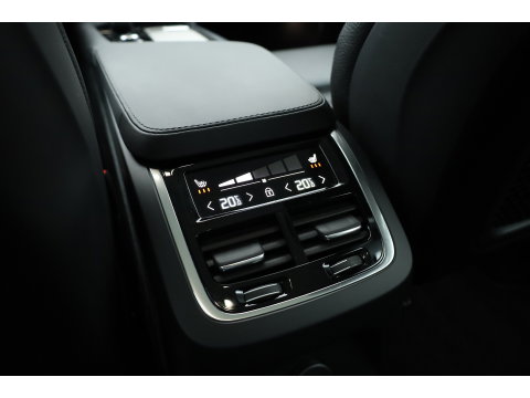 Volvo XC90 2.0 T8 Plug-in hybrid AWD Plus Bright | 360 camera | Leer | Stoel + stuur verw. | Harman & Kardon | Blis |