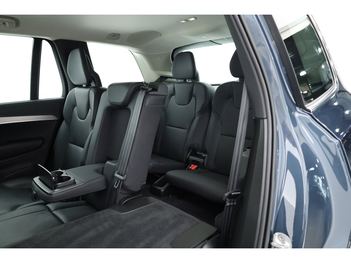 Volvo XC90 2.0 T8 Plug-in hybrid AWD Plus Bright | 360 camera | Leer | Stoel + stuur verw. | Harman & Kardon | Blis |