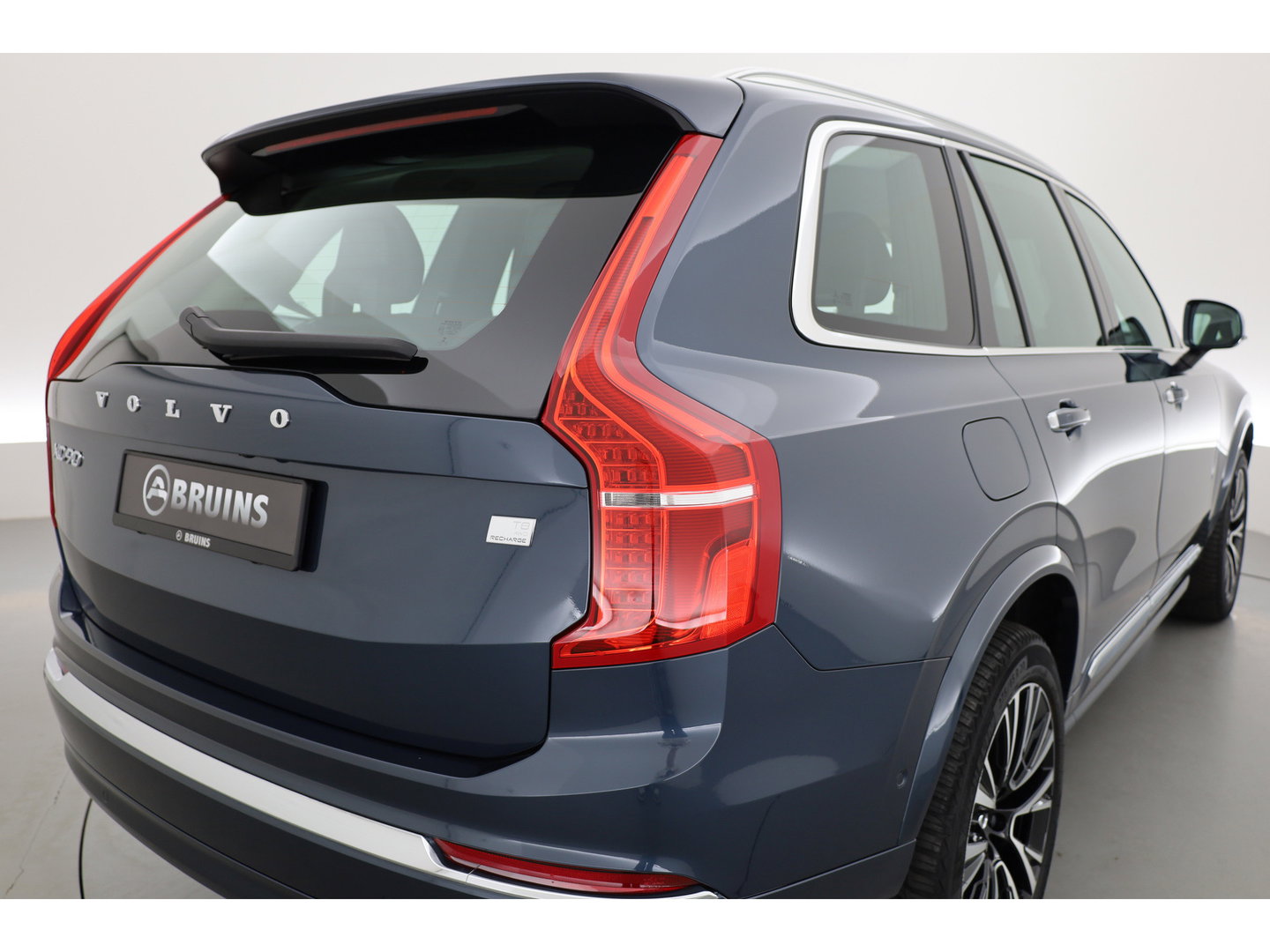 Volvo XC90 2.0 T8 Plug-in hybrid AWD Plus Bright | 360 camera | Leer | Stoel + stuur verw. | Harman & Kardon | Blis |