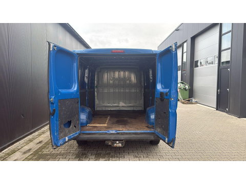 Peugeot Boxer 330 2.0 BlueHDI L2H 1e eigenaar AIRCO CRUISE nieuwe distributie EURO6