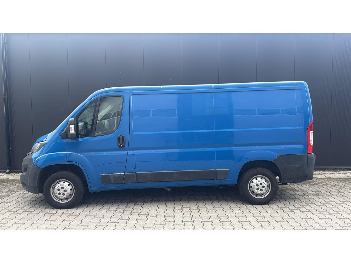 Peugeot Boxer 330 2.0 BlueHDI L2H 1e eigenaar AIRCO CRUISE nieuwe distributie EURO6
