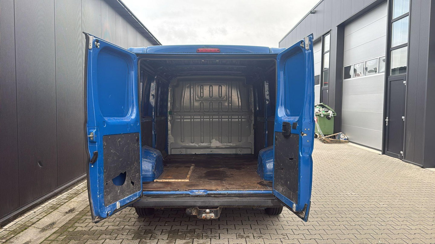 Peugeot Boxer 330 2.0 BlueHDI L2H 1e eigenaar AIRCO CRUISE nieuwe distributie EURO6