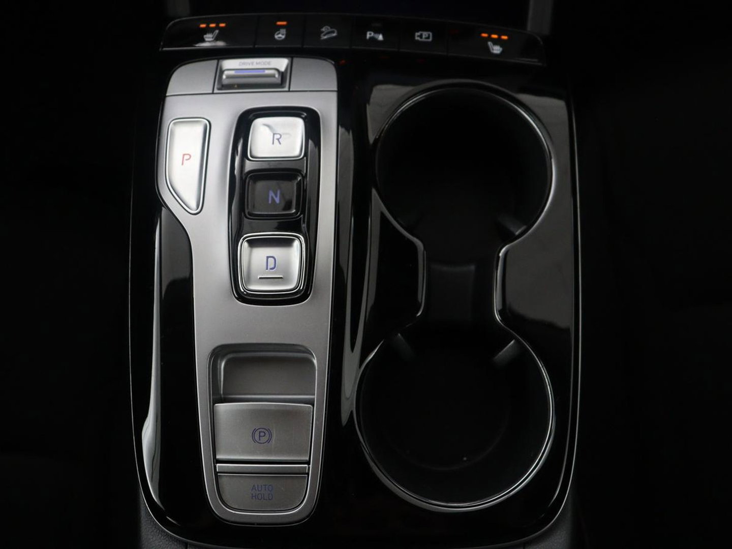 Hyundai Tucson 1.6 T-GDI HEV Comfort Smart | Trekhaak | Adaptive cruise | Stuur/stoel verwarming | Climate control | Carplay | Camera | Park assist | Full LED | KRELL Sound |