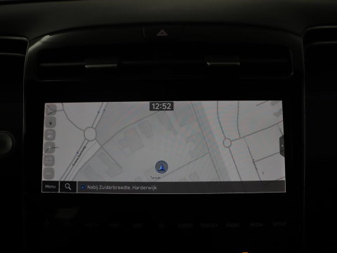 Hyundai Tucson 1.6 T-GDI HEV Comfort Smart | Trekhaak | Adaptive cruise | Stuur/stoel verwarming | Climate control | Carplay | Camera | Park assist | Full LED | KRELL Sound |