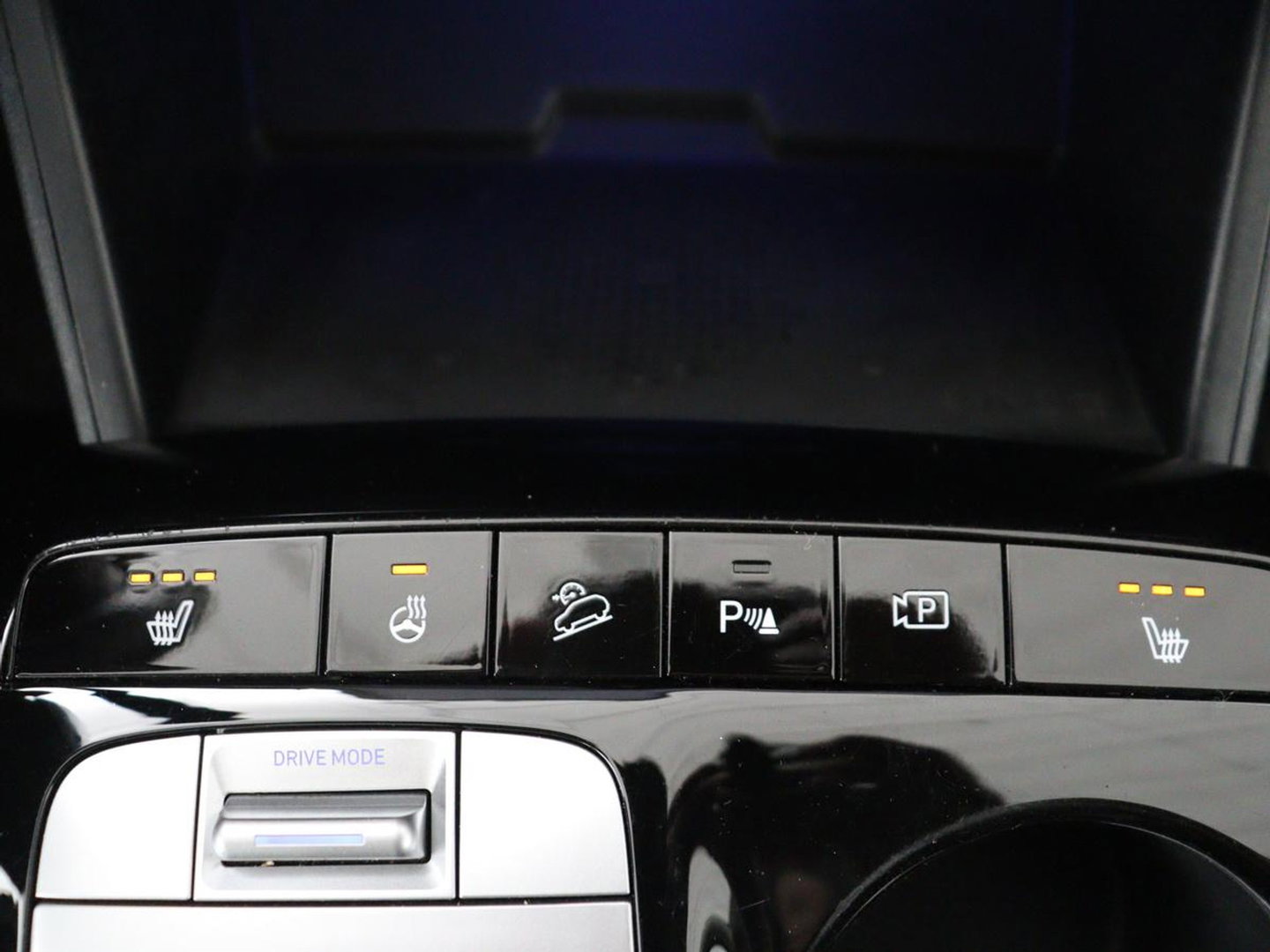 Hyundai Tucson 1.6 T-GDI HEV Comfort Smart | Trekhaak | Adaptive cruise | Stuur/stoel verwarming | Climate control | Carplay | Camera | Park assist | Full LED | KRELL Sound |