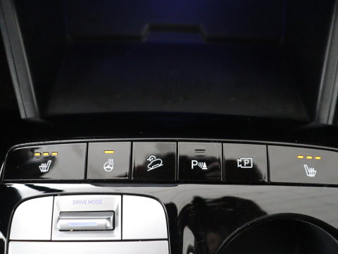 Hyundai Tucson 1.6 T-GDI HEV Comfort Smart | Trekhaak | Adaptive cruise | Stuur/stoel verwarming | Climate control | Carplay | Camera | Park assist | Full LED | KRELL Sound |