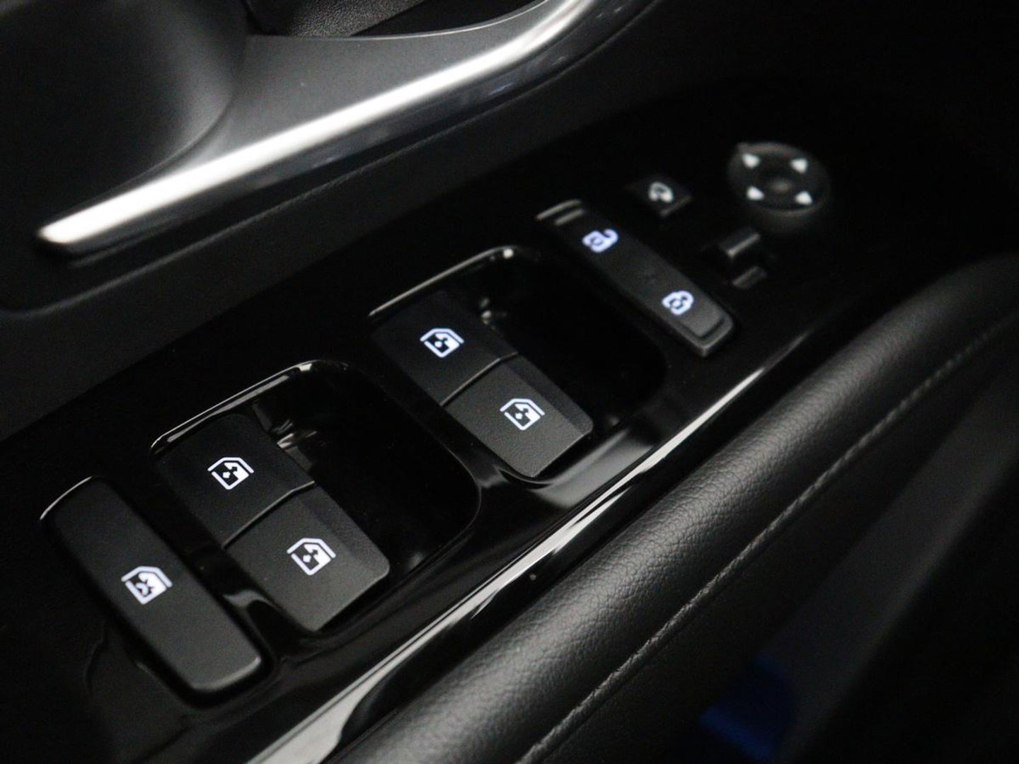 Hyundai Tucson 1.6 T-GDI HEV Comfort Smart | Trekhaak | Adaptive cruise | Stuur/stoel verwarming | Climate control | Carplay | Camera | Park assist | Full LED | KRELL Sound |