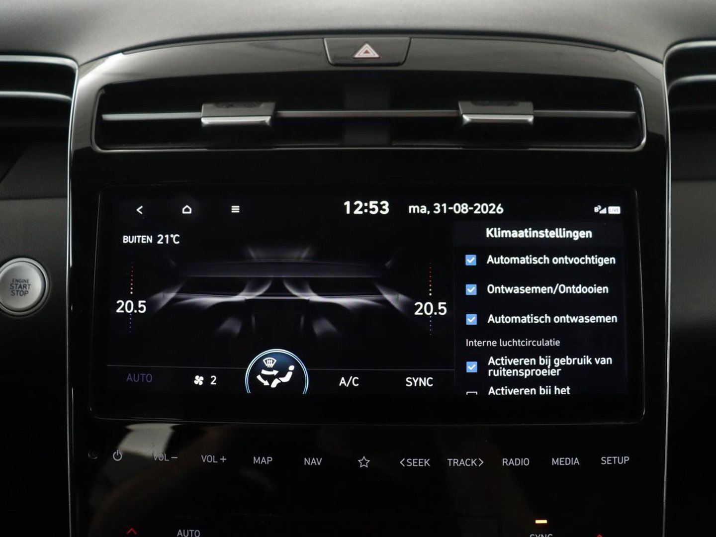 Hyundai Tucson 1.6 T-GDI HEV Comfort Smart | Trekhaak | Adaptive cruise | Stuur/stoel verwarming | Climate control | Carplay | Camera | Park assist | Full LED | KRELL Sound |