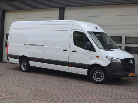 Mercedes-Benz Sprinter 317 CDI Automaat L3H2 Pro - Nieuw Model - LED - Mbux - Camera - Cruise