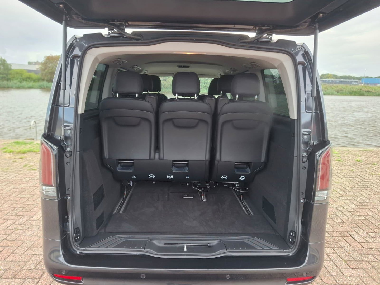 Mercedes-Benz Vito TOURER 114 114 CDI Select L2 9G-Tronic LED | TREKHAAK | LEDER | EX BPM/BTW | STUURVERWARMING
