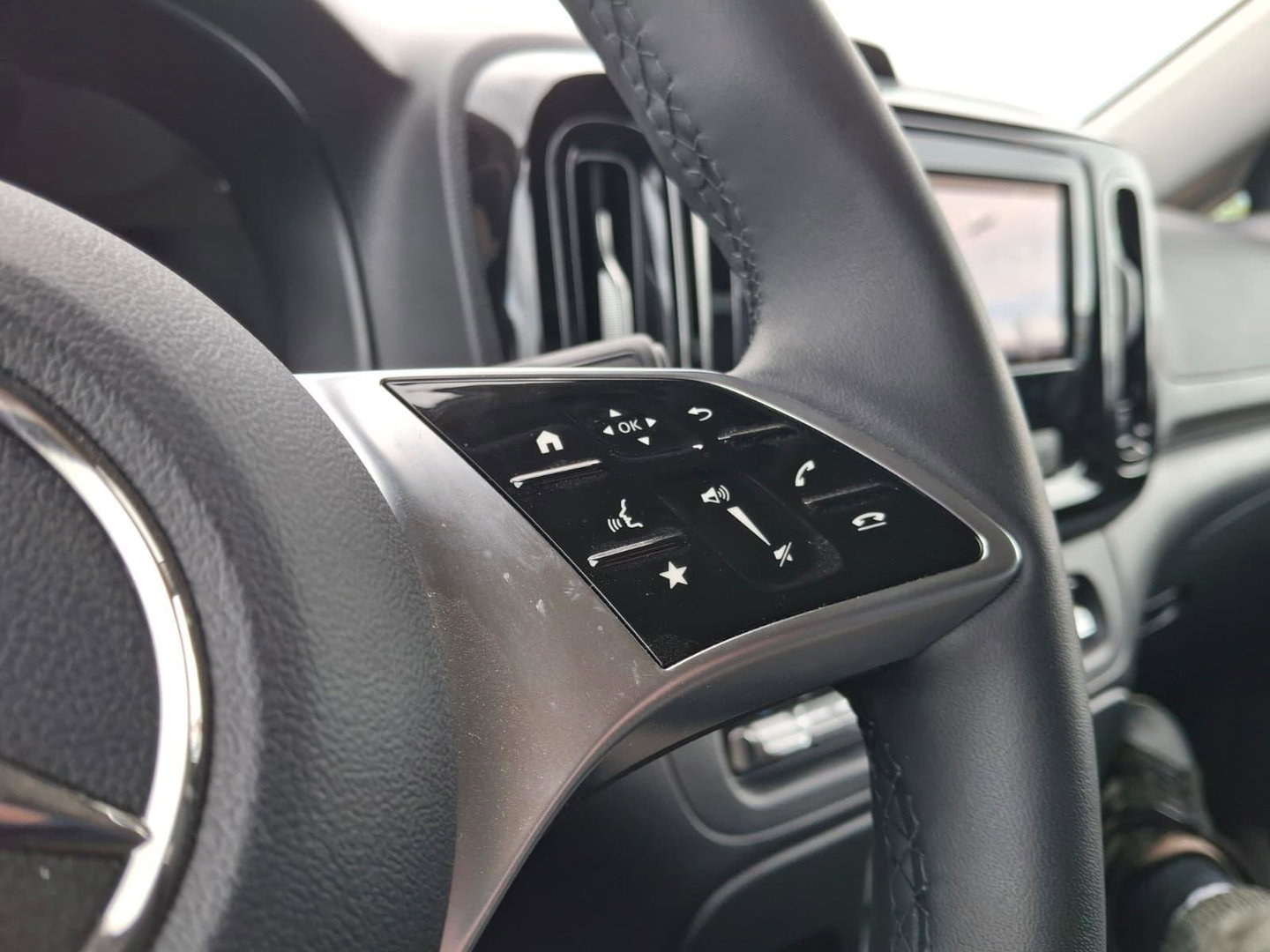 Mercedes-Benz Vito TOURER 114 114 CDI Select L2 9G-Tronic LED | TREKHAAK | LEDER | EX BPM/BTW | STUURVERWARMING