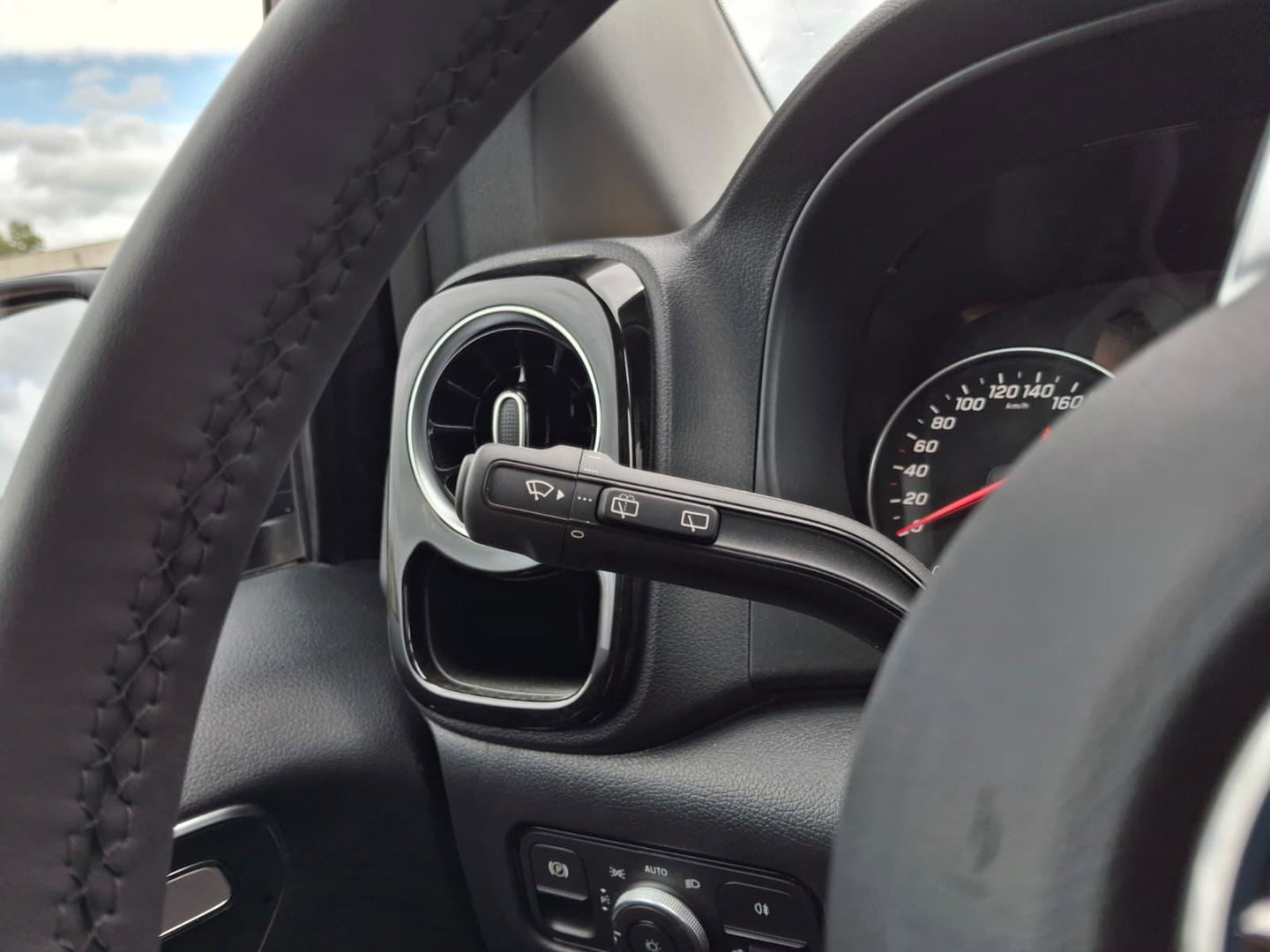 Mercedes-Benz Vito TOURER 114 114 CDI Select L2 9G-Tronic LED | TREKHAAK | LEDER | EX BPM/BTW | STUURVERWARMING