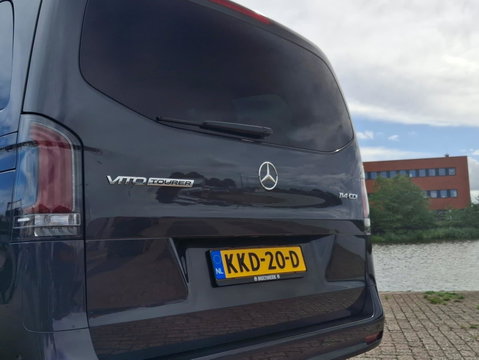 Mercedes-Benz Vito TOURER 114 114 CDI Select L2 9G-Tronic LED | TREKHAAK | LEDER | EX BPM/BTW | STUURVERWARMING