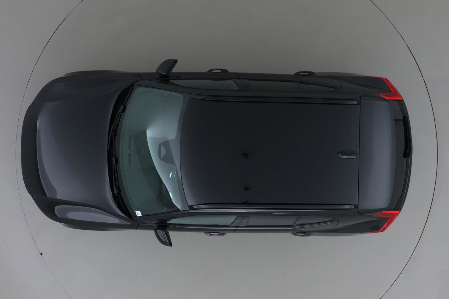 Volvo EX40 Single Motor Extended Range Plus | 82 kWh | Harman/Kardon | 360° Camera | BLIS | Stoel+Stuurverwarming | ACC