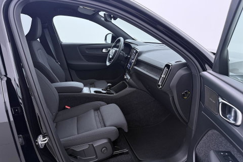 Volvo EX40 Single Motor Extended Range Plus | 82 kWh | Harman/Kardon | 360° Camera | BLIS | Stoel+Stuurverwarming | ACC