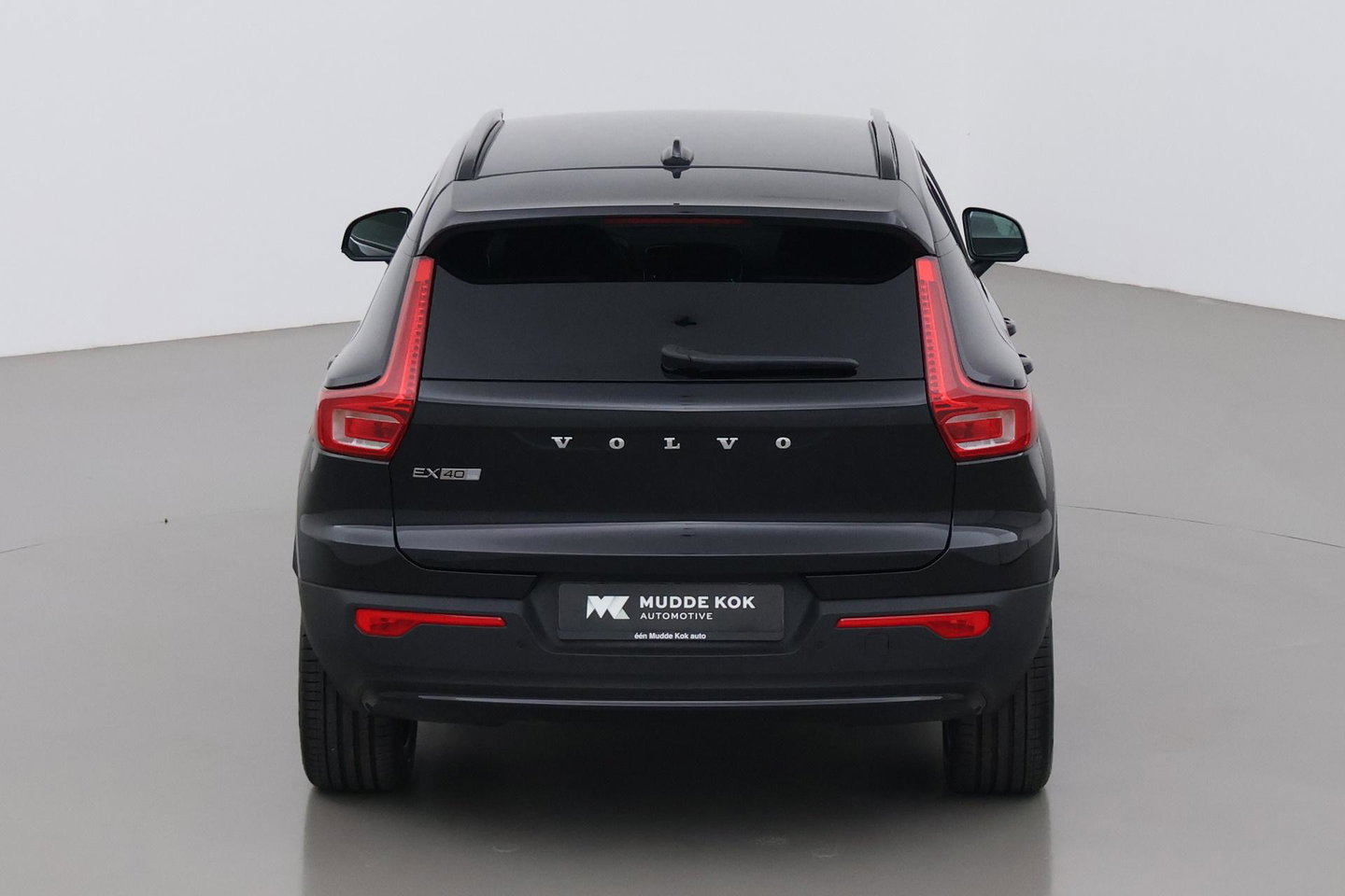Volvo EX40 Single Motor Extended Range Plus | 82 kWh | Harman/Kardon | 360° Camera | BLIS | Stoel+Stuurverwarming | ACC