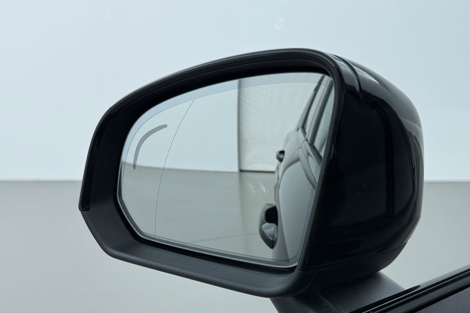 Volvo EX40 Single Motor Extended Range Plus | 82 kWh | Harman/Kardon | 360° Camera | BLIS | Stoel+Stuurverwarming | ACC