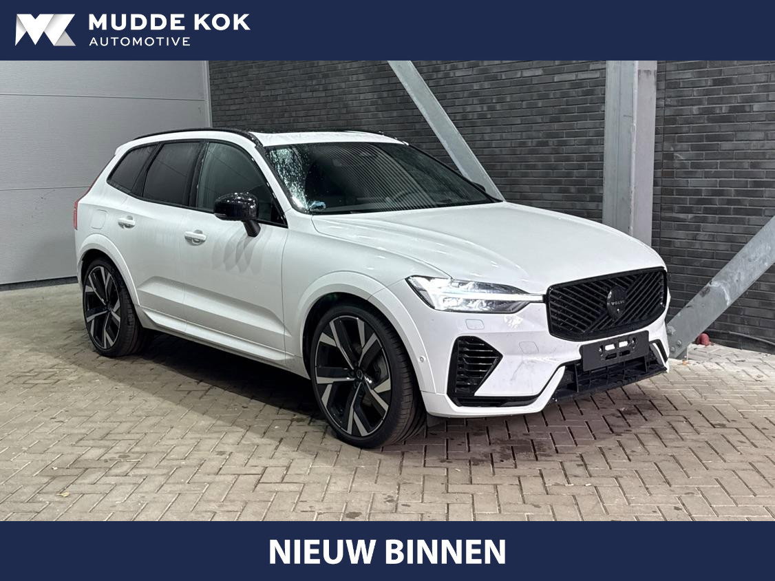 Volvo XC60 T6 Ultra Black Edition | 22 Inch | Luchtvering | Bowers & Wilkins | 360° Camera | Stoelventilatie