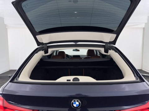 BMW 5 Serie Touring 520d Executive Aut. *LEATHER | FULL-LED | NAVI-FULLMAP | COMFORT-SEATS | PRIVACY-GLASS | ECC | PDC | CRUISE | 17''ALU*