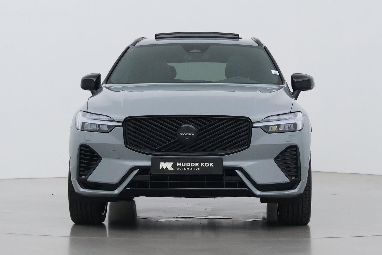 Volvo XC60 T6 Plus Black Edition | Panoramadak | Harman/Kardon | Pilot Assist | Stoel+Stuurverwarming