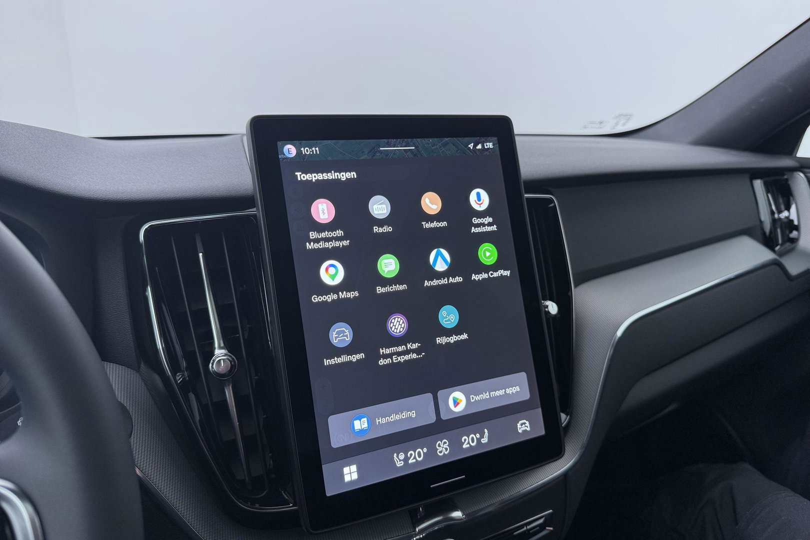 Volvo XC60 T6 Plus Black Edition | Harman/Kardon | Panoramadak | Head-Up | 360-camera