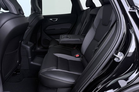 Volvo XC60 T6 Plus Black Edition | Harman/Kardon | Panoramadak | Head-Up | 360-camera