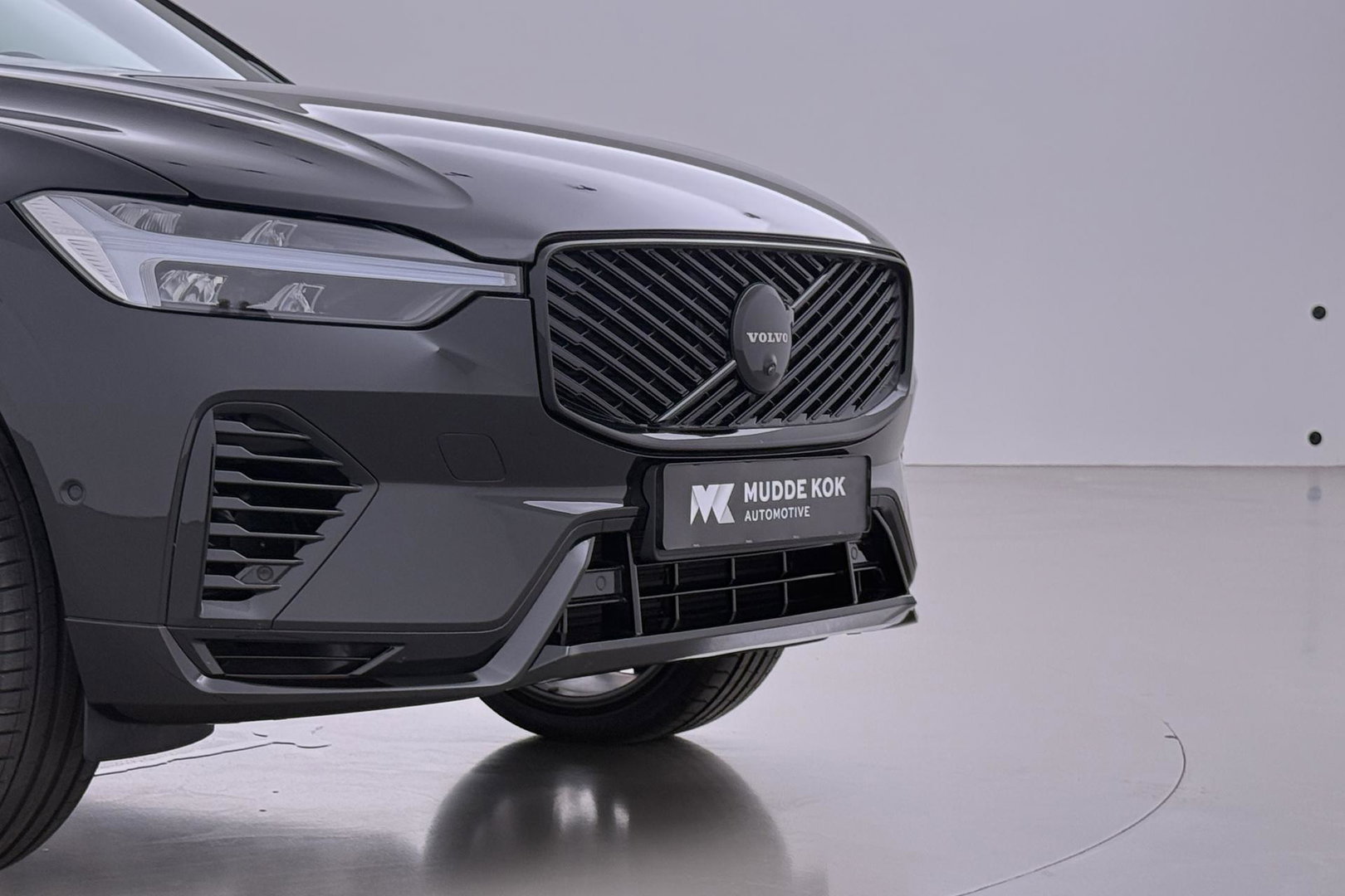 Volvo XC60 T6 Plus Black Edition | Harman/Kardon | Panoramadak | Head-Up | 360-camera