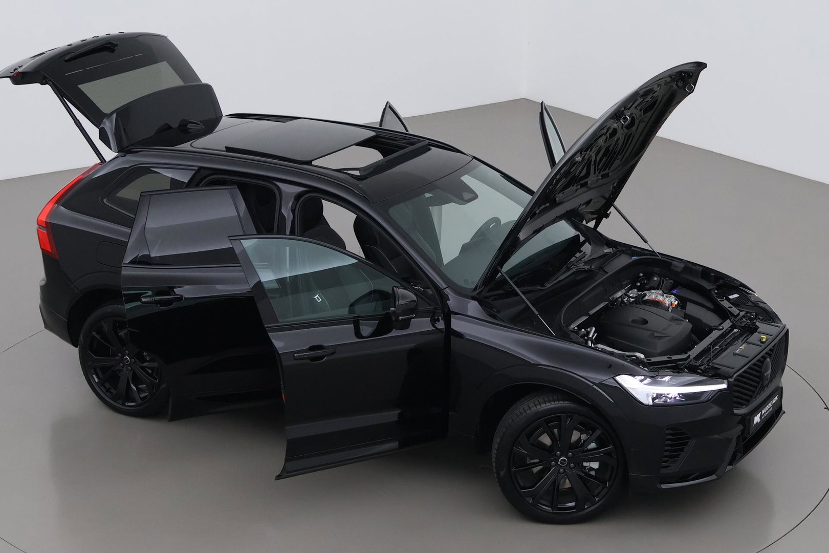 Volvo XC60 T6 Plus Black Edition | Harman/Kardon | Panoramadak | Head-Up | 360-camera
