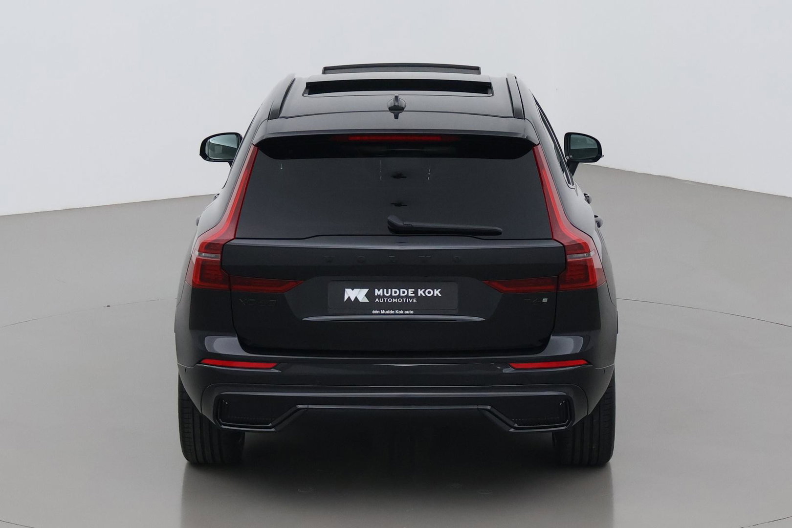 Volvo XC60 T6 Plus Black Edition | Harman/Kardon | Panoramadak | Head-Up | 360-camera