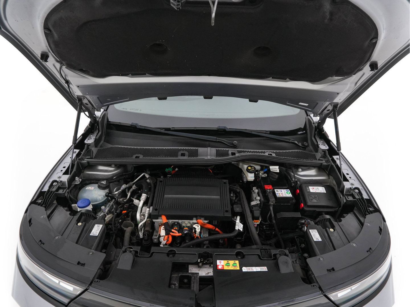 Opel Mokka Electric Level 4 50 kWh [3-Fase-11kW] {SoH-95%} (INCL.BTW) Aut. *HEATPUMP | LEATHER-FABRIC | DIGI-COCKPIT | FULL-LED | CAMERA | COMFORTSEATS | KEYLESS | DAB+ | ECC | CRUISE | 17''ALU*
