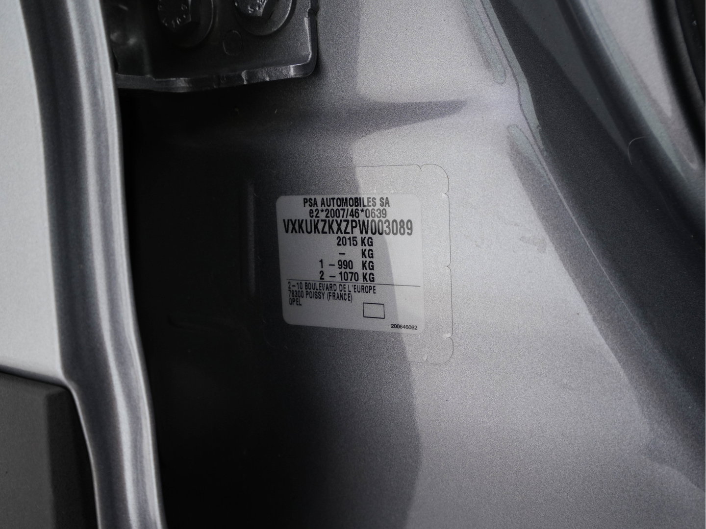 Opel Mokka Electric Level 4 50 kWh [3-Fase-11kW] {SoH-95%} (INCL.BTW) Aut. *HEATPUMP | LEATHER-FABRIC | DIGI-COCKPIT | FULL-LED | CAMERA | COMFORTSEATS | KEYLESS | DAB+ | ECC | CRUISE | 17''ALU*