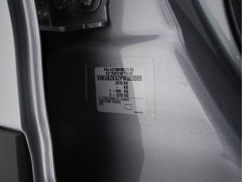 Opel Mokka Electric Level 4 50 kWh [3-Fase-11kW] {SoH-95%} (INCL.BTW) Aut. *HEATPUMP | LEATHER-FABRIC | DIGI-COCKPIT | FULL-LED | CAMERA | COMFORTSEATS | KEYLESS | DAB+ | ECC | CRUISE | 17''ALU*