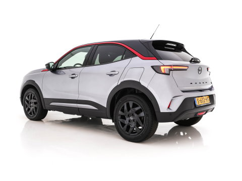 Opel Mokka Electric Level 4 50 kWh [3-Fase-11kW] {SoH-95%} (INCL.BTW) Aut. *HEATPUMP | LEATHER-FABRIC | DIGI-COCKPIT | FULL-LED | CAMERA | COMFORTSEATS | KEYLESS | DAB+ | ECC | CRUISE | 17''ALU*