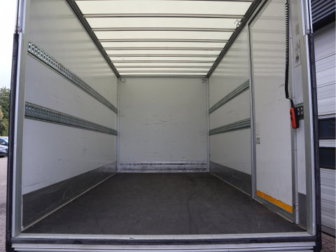 Renault Master T35 2.3 dCi 146pk Euro 6 Bakwagen - Laadklep - Cruise - Camera