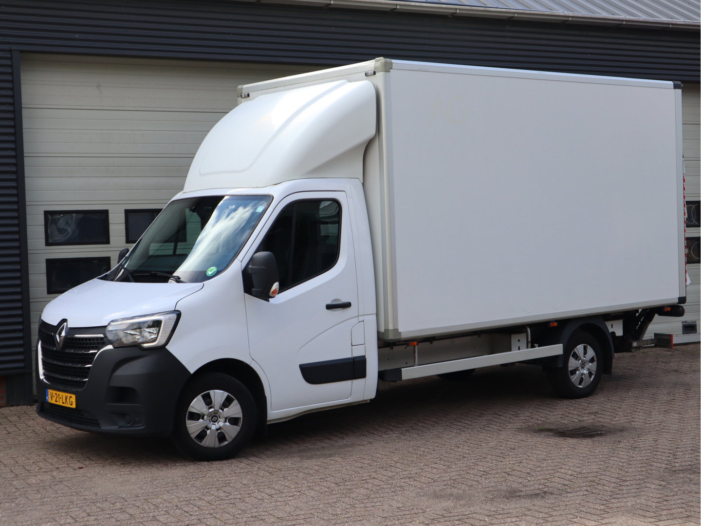 Renault Master T35 2.3 dCi 146pk Euro 6 Bakwagen - Laadklep - Cruise - Camera