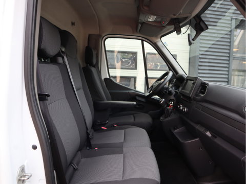 Renault Master T35 2.3 dCi 146pk Euro 6 Bakwagen - Laadklep - Cruise - Camera