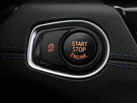 BMW X1 sDrive18i High Executive M-sport | Head-up | Half Leder | Adaptive cruise | Full LED | Climate control | Stoelverwarming | Navigatie | Park assist | Camera |