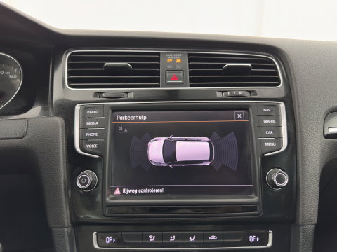 Volkswagen Golf 1.4 TSI GTE (Plug-in) (INCL.BTW) *PANO | FULL-LED | NAVI-FULLMAP | SPORT-SEATS | PRIVACY-GLASS | AMBIENT-LIGHT | SHIFT-PADDLES | ECC | PDC | CRUISE | 17''ALU*