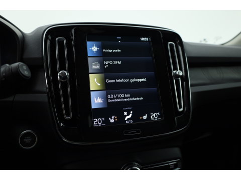 Volvo XC40 1.5 T5 Plug-in hybrid Plus Dark | Leer | ACC | Blis (dodehoek) | Harman & Kardon | Stoel + stuurverw. | verw. voorruit |