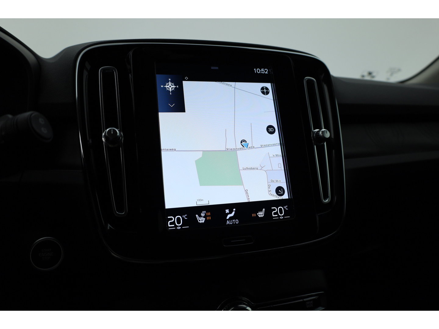 Volvo XC40 1.5 T5 Plug-in hybrid Plus Dark | Leer | ACC | Blis (dodehoek) | Harman & Kardon | Stoel + stuurverw. | verw. voorruit |
