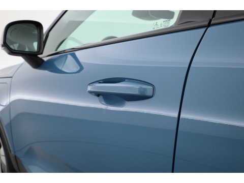 Volvo XC40 1.5 T5 Plug-in hybrid Plus Dark | Leer | ACC | Blis (dodehoek) | Harman & Kardon | Stoel + stuurverw. | verw. voorruit |