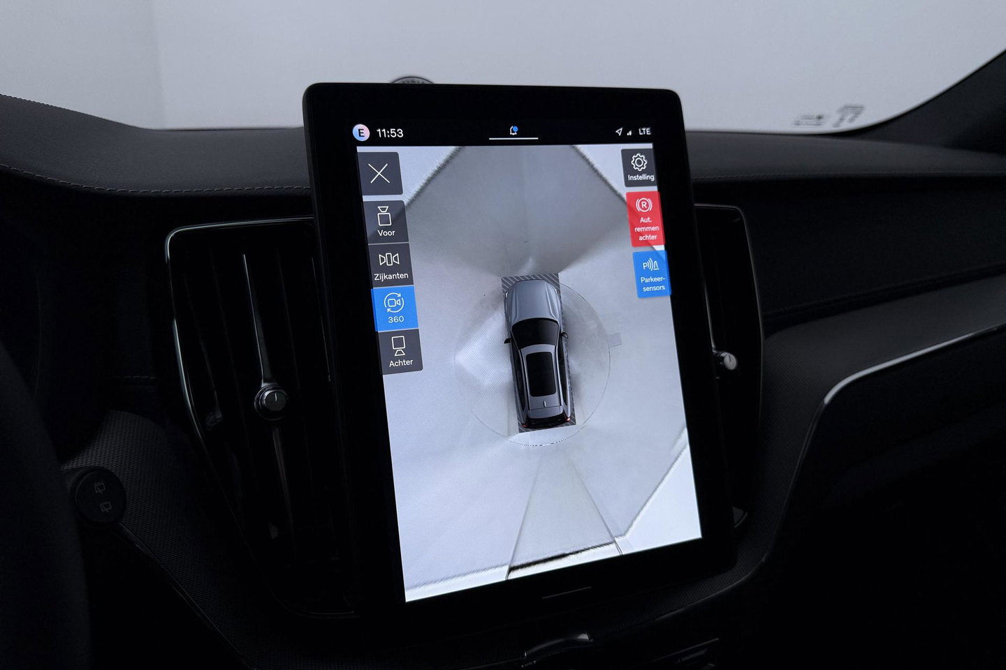 Volvo XC60 T6 Ultra Black Edition | Luchtvering | Bowers & Wilkins | Panoramadak | Head-UP | Stoelventilatie