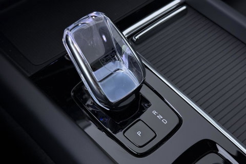 Volvo XC60 T6 Ultra Black Edition | Luchtvering | Bowers & Wilkins | Panoramadak | Head-UP | Stoelventilatie